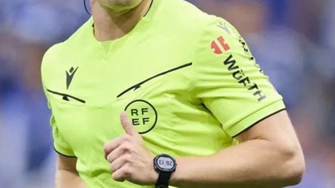 Me llega malestar desde algunos clubes para que comente la situación insostenible que se está generando (viene de hace tiempo) entre los banquillos y los árbitros.

Con el fin de no tener ningún comportamiento agresivo, se está sancionando absolutamente todo desde el CTA, da