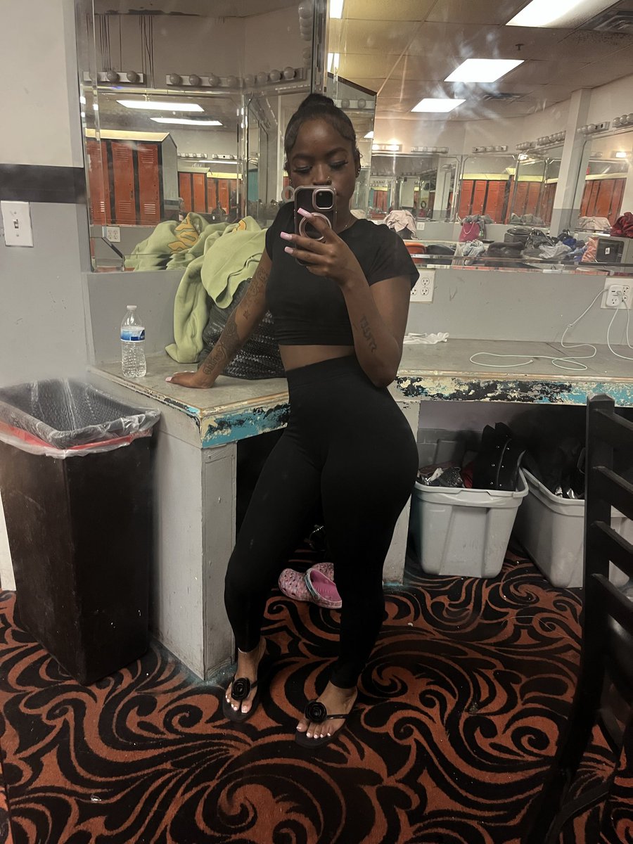 DOLL SHII 👸🏾 tweet media