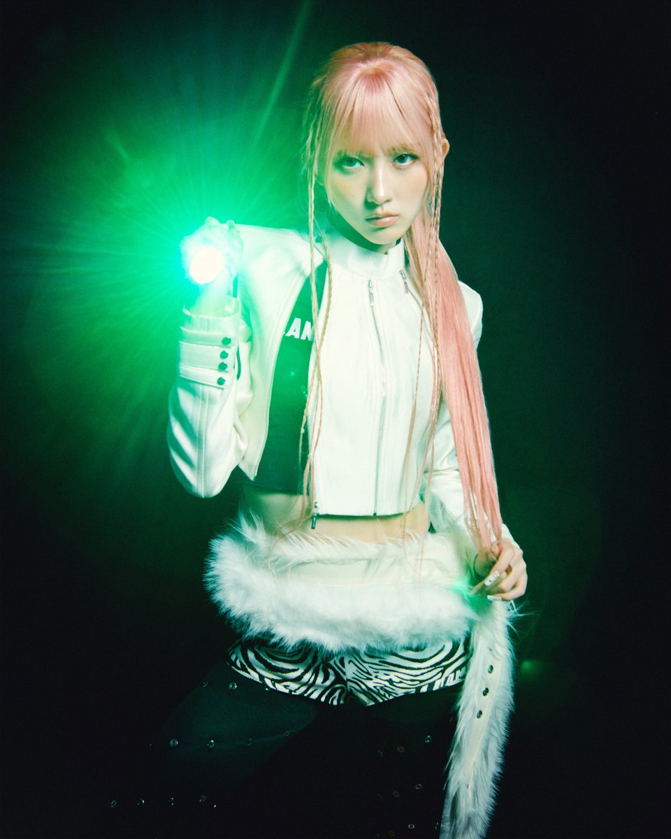 ˚ʚ♡ɞ˚ 이브의 가을 선배 ˚ʚ♡ɞ˚ tweet media