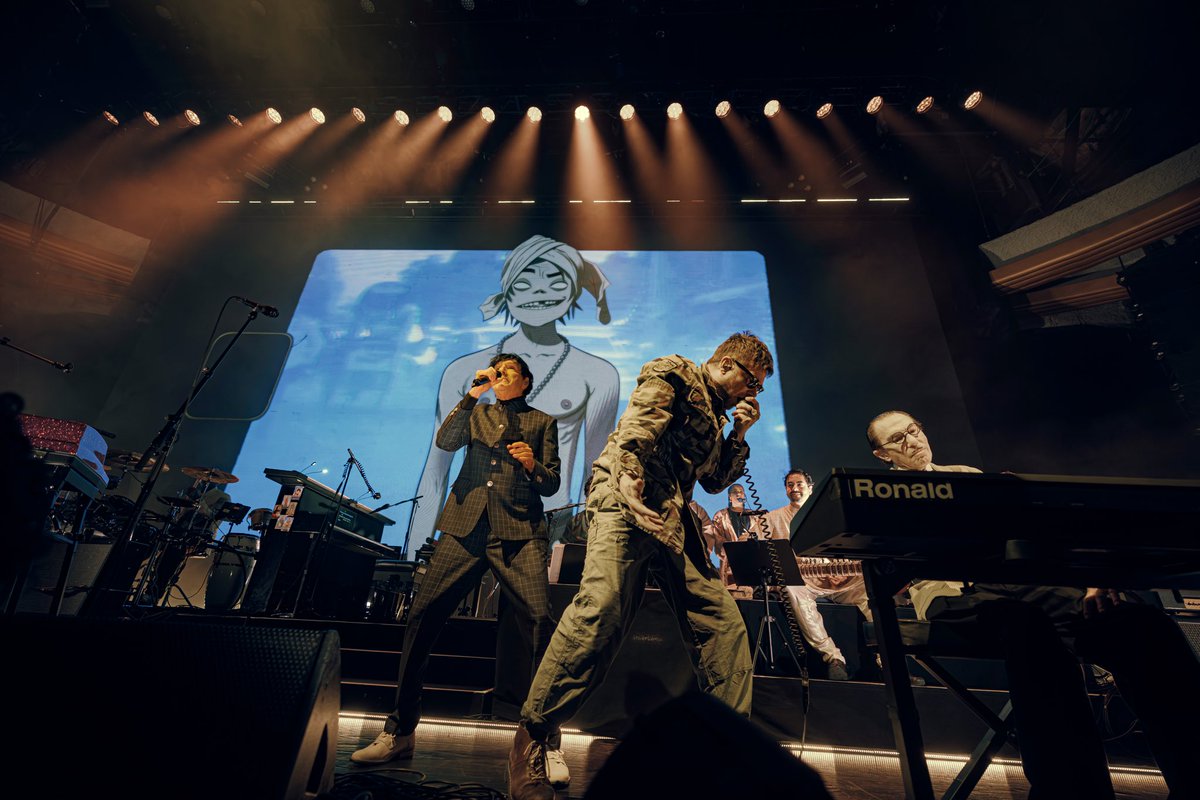 S P A R K S tweet media