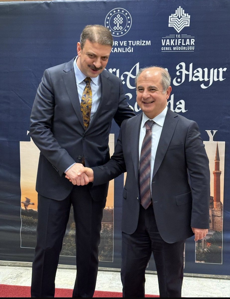 AvEnverHan's tweet photo. Vakıflar Genel Müdürümüz Sayın Sinan Aksu’nun düzenlemiş olduğu Vakıf Başkanları İftar Programına katıldık. https://t.co/eyTKQnfQPL