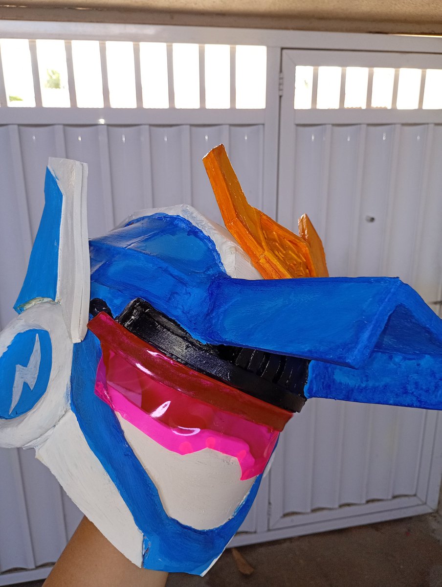 LaBlueStir's tweet image. Remember when I said I was making a Heavy Iron cosplay? Yeaah...good times...ANYWAYS HERE'S HOW MY BLUE COP S COSPLAY IS LOOKING-
#메탈카드봇 #MetalCardbot #MCB