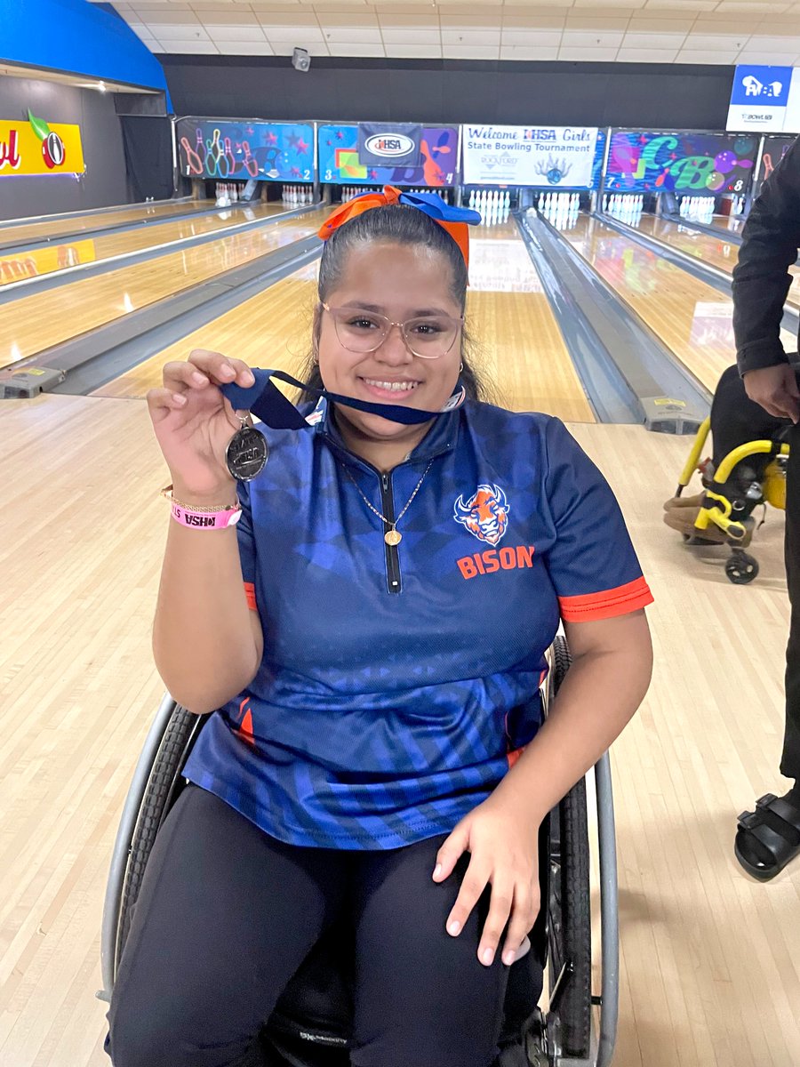 Fenton HS Dist. 100 tweet media