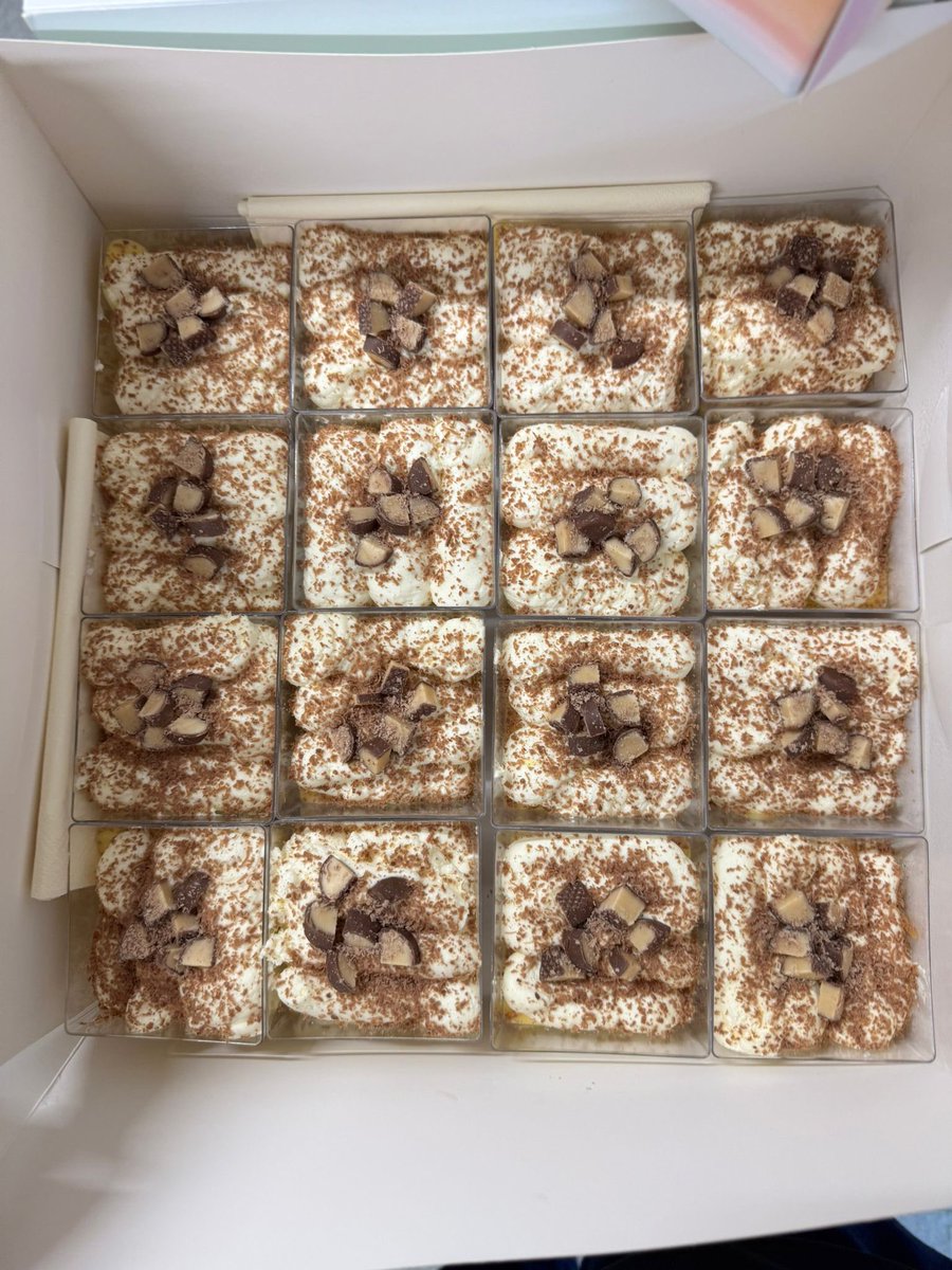 Our wonderful Purple Team hosted Sunday’s Drop-In, serving our guests with Sausage, Mash &amp; Beans followed by homemade, individual Banoffee Pies!! All left full to the brim with take-away filled rolls &amp; treats.