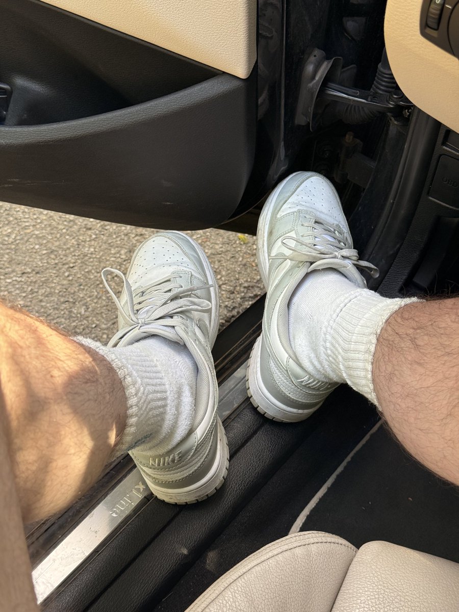 AlphaDrainYou's tweet photo. my beautiful #hairylegs 

#GayFindom #CashMaster #PayPig #CashPig #TributeMe #FinDom #WalletDrain #AlphaDom #feet #feetworhip #malefeet #shoefetish #kiffeur https://t.co/c6jbeE2g2C