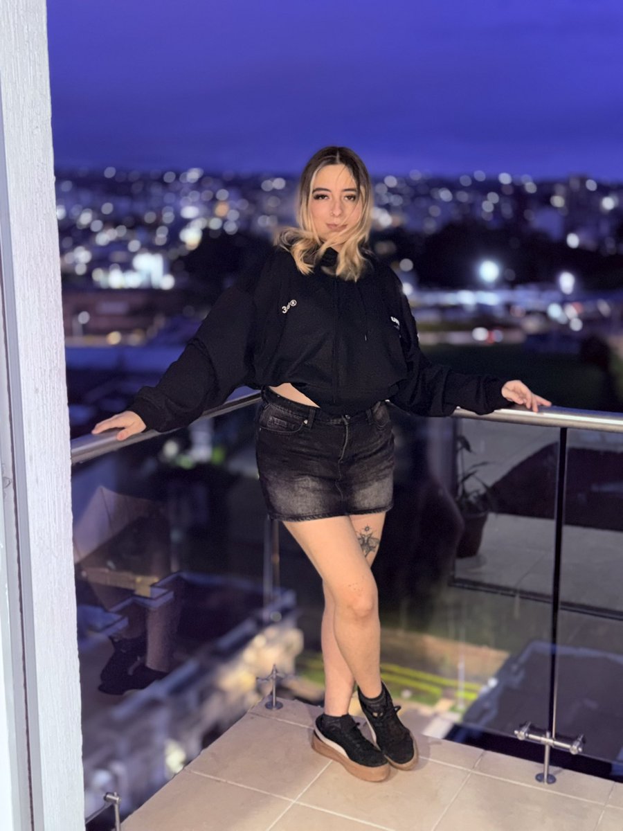 iamccch's tweet photo. Yo ser así de linda? https://t.co/HmP69j6Tsg