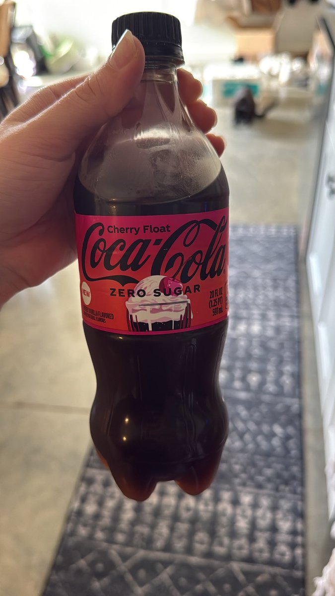 Chloe Collins tweet media