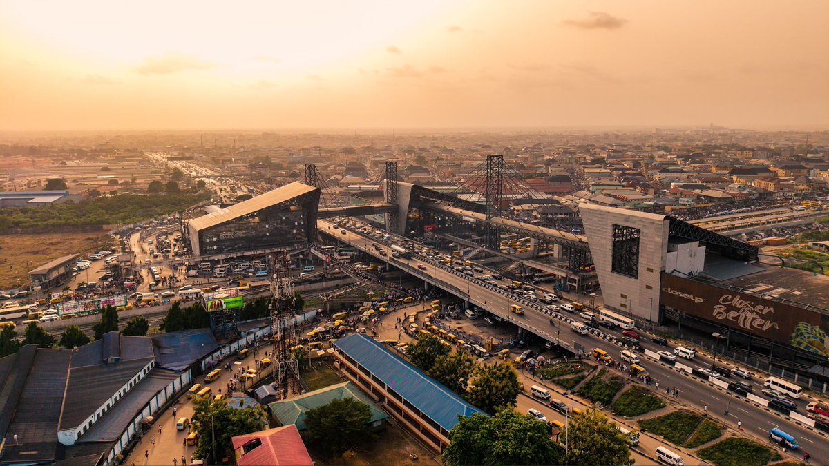 Place: Oshodi, Lagos, Nigeria.
Lens: <a href="/Levithegrapher1/">Oluka Levi</a> 📸