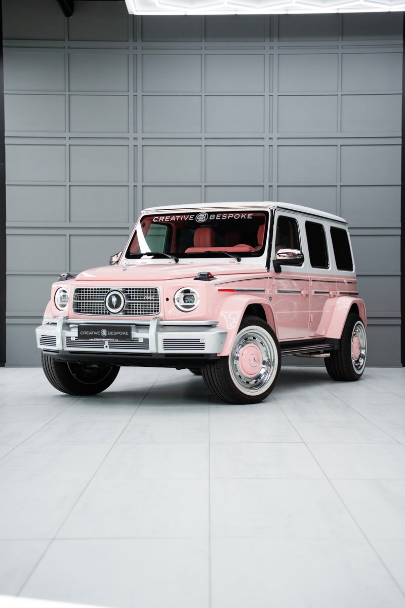 HighlineAutos's tweet image. 1 of ONLY 50 Worldwide!
When Exclusivity meets Elegance ✨ 

With Delivery Miles, this Beautiful Carlex Rose Vintage could be yours!

Nappa pink hue leather, bespoke stitching &amp;amp; refined finishes.

CLICK to View Listing: highline-autos.com/vehicles/2025-…

#carlex #gwagon #mercedesamg #amg