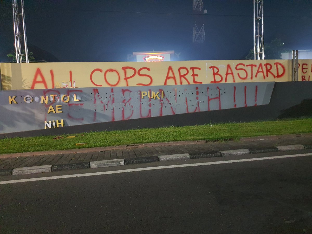 mel (@gerwanidyke) on Twitter photo 