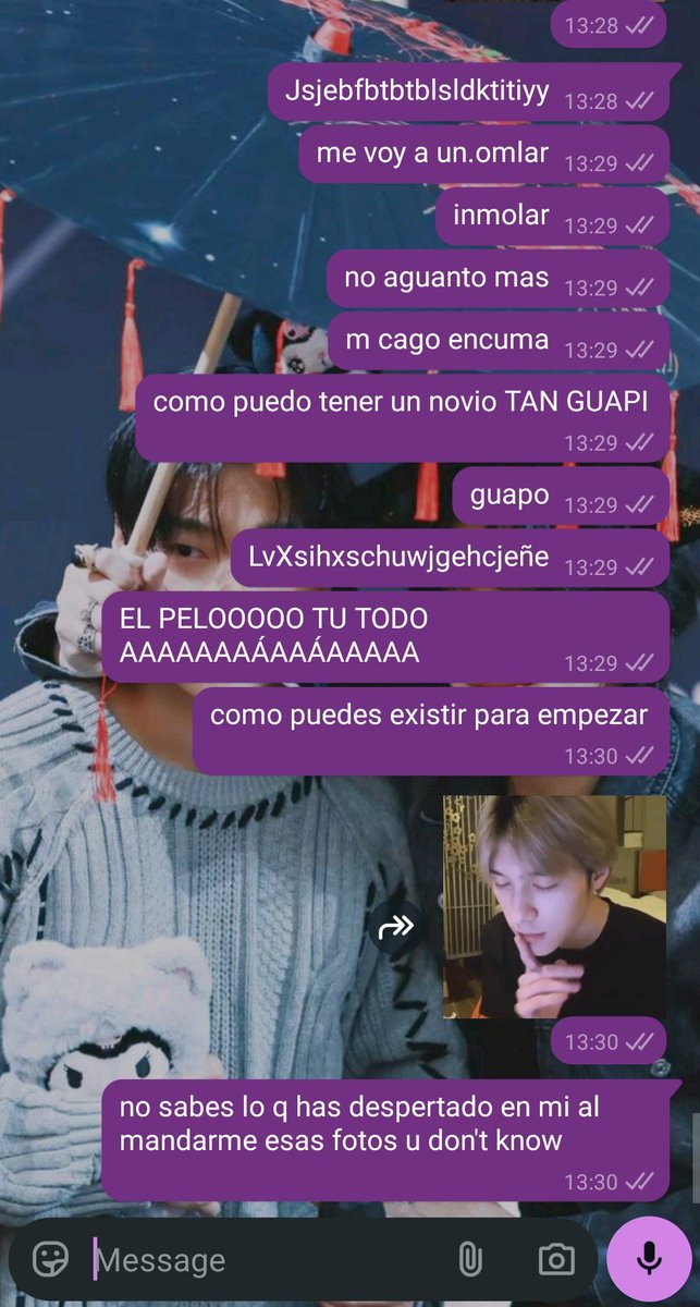 *mi novio me manda 2 fotos nada más enseñando su cara*

automáticamente yo: