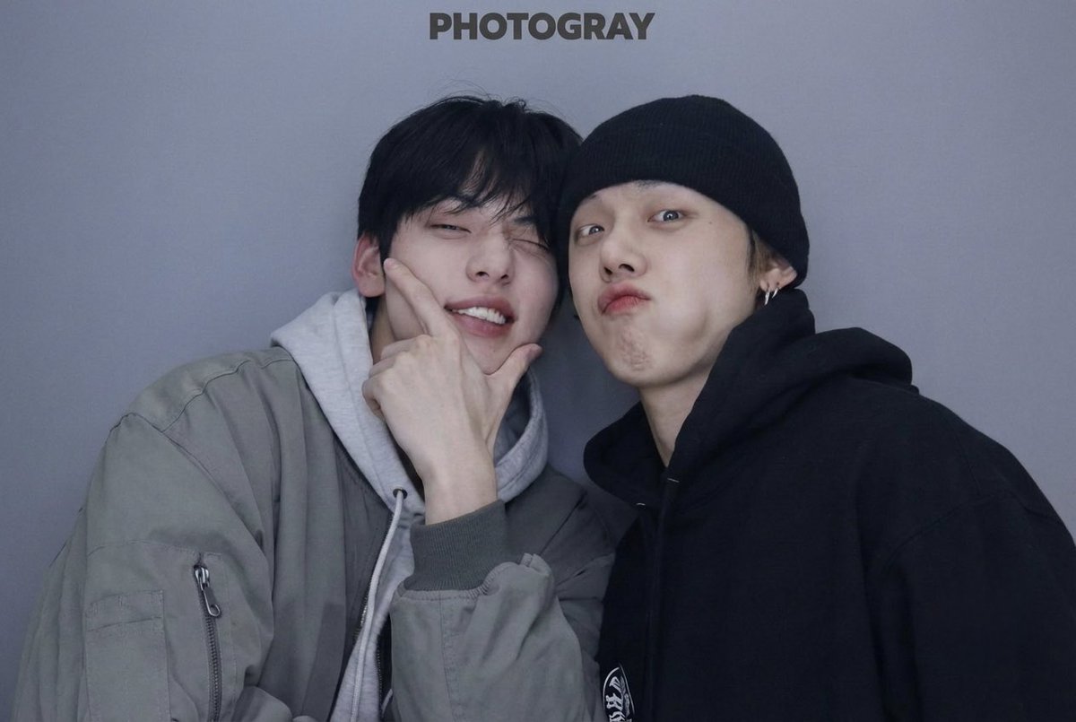 tersoobiin's tweet photo. Im crying https://t.co/qcjkhCVxvL