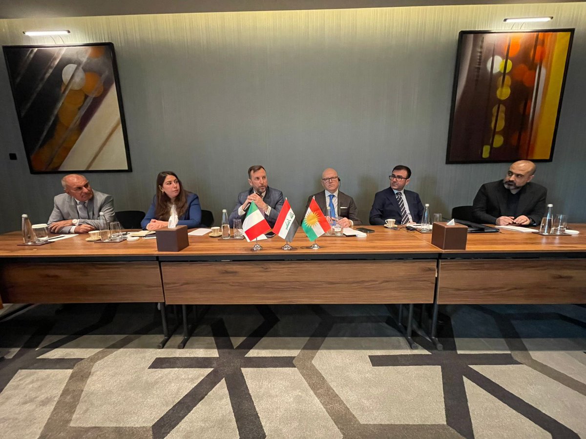 Italy in Iraq tweet media