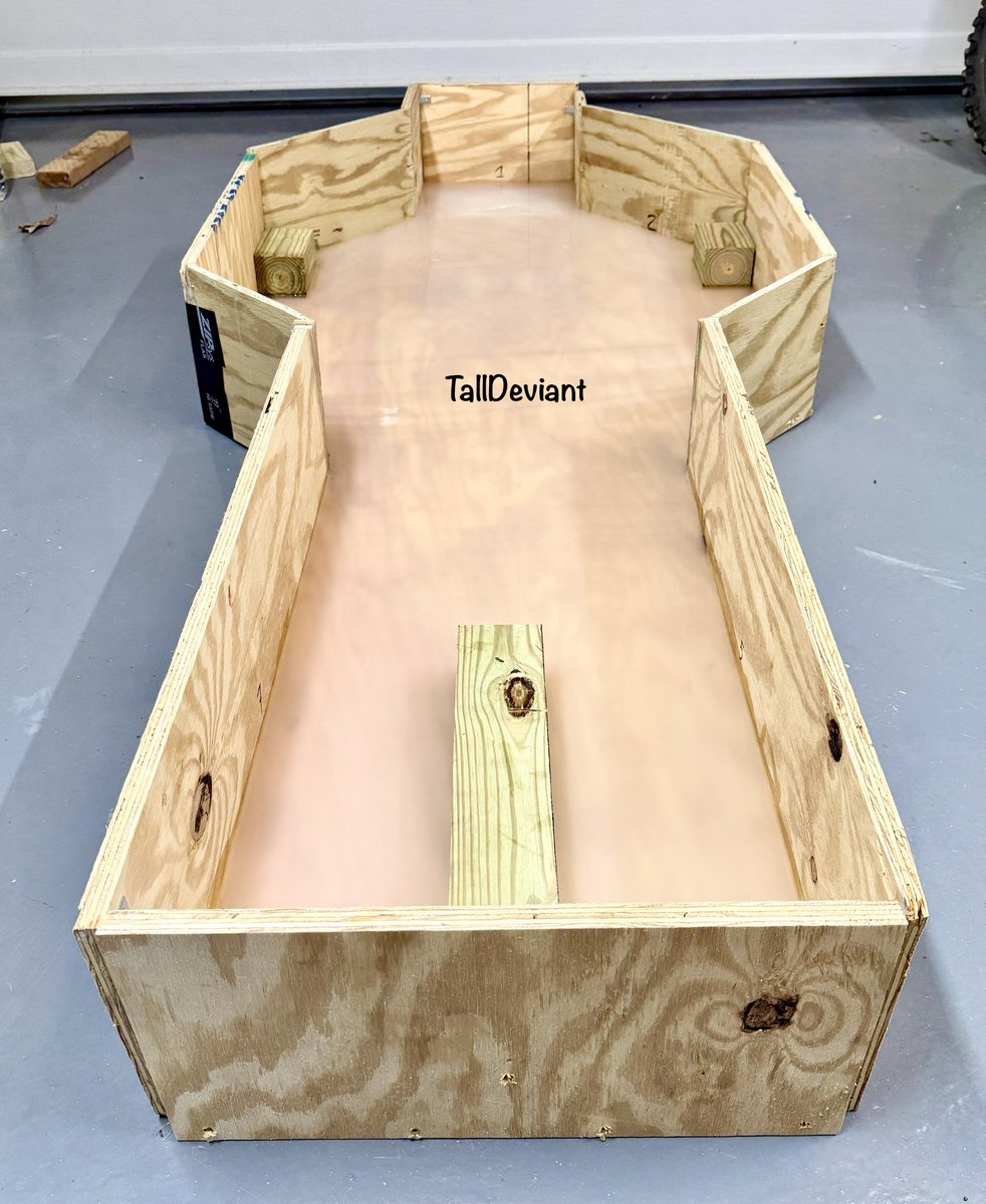 Rated R for Rubber tweet media