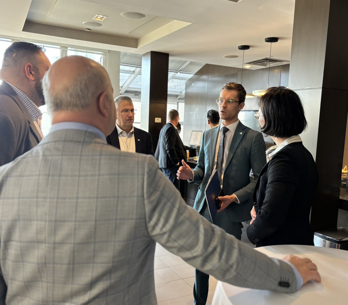 Sam Oosterhoff tweet media