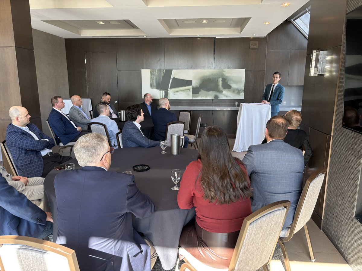 Sam Oosterhoff tweet media