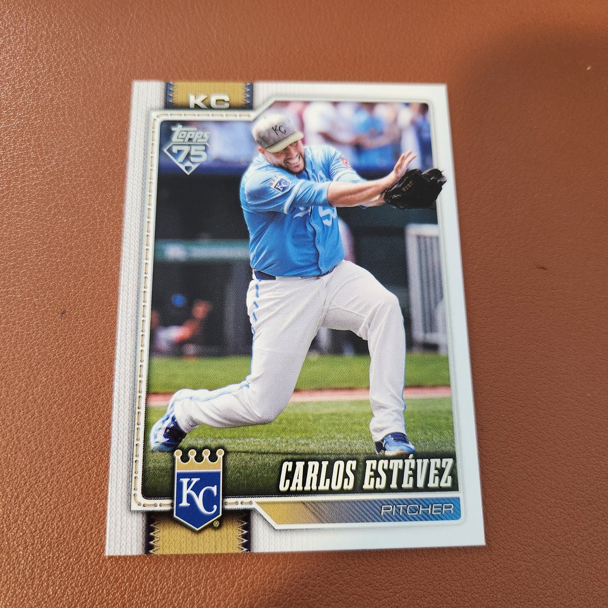 I think this is most entertaining card in 2026 S1 - Estevez doing either a hadouken or Dragon Ballz blast.