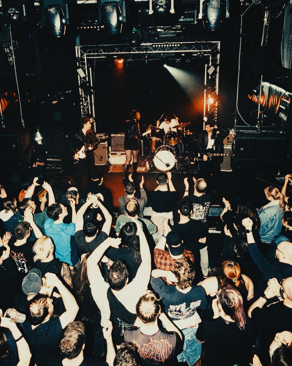 2000trees Festival tweet media