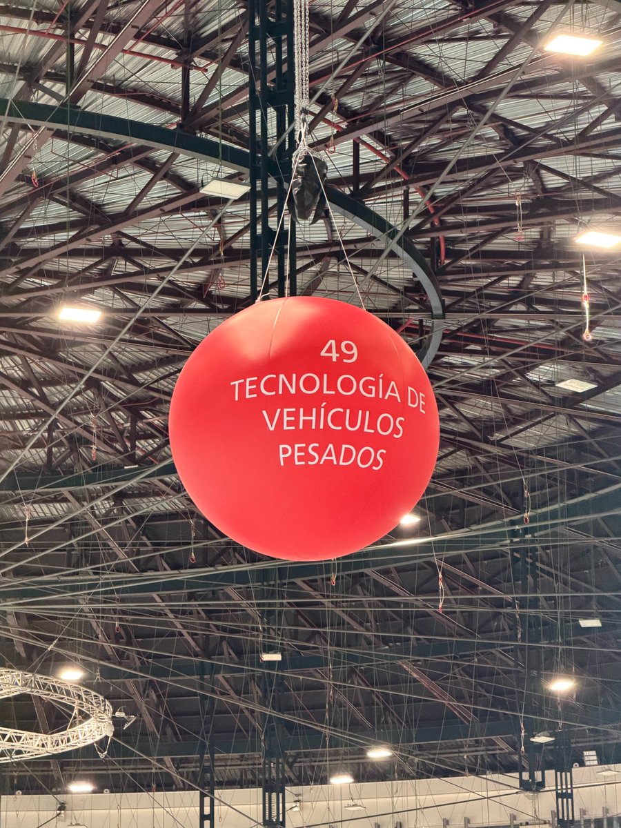 IVECO España tweet media