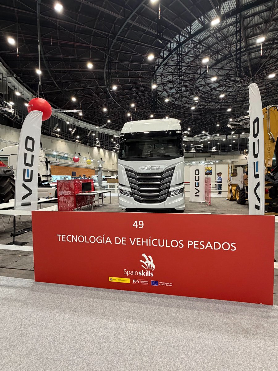 IVECO España tweet media