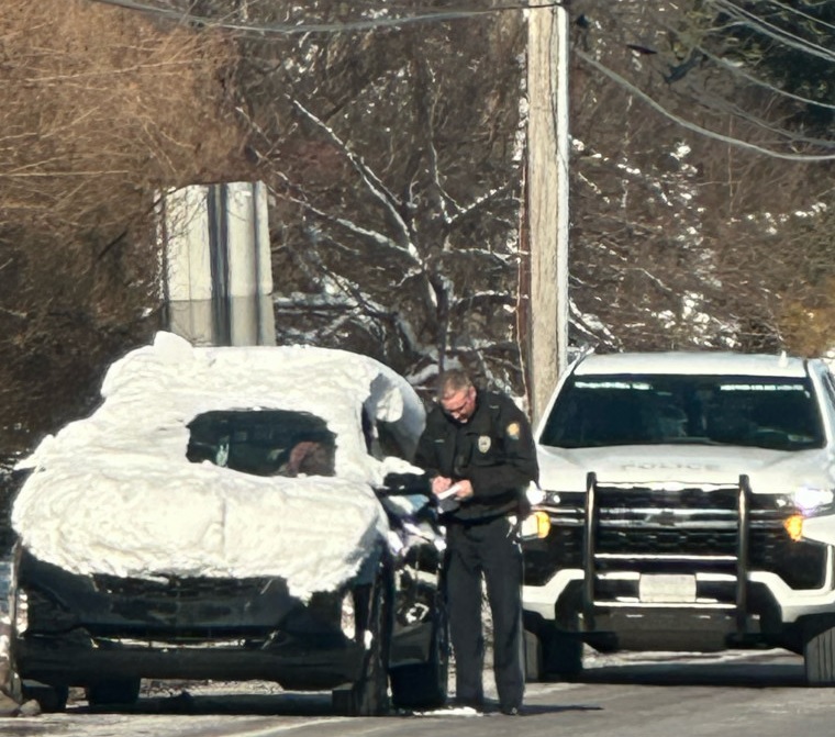 Warminster Township PD shared a photo of a driver who didn't move the snow from their vehicle. - PA Law: Remove Snow From Roofs &amp; Hoods Of Vehicles newhopefreepress.com/2026/02/23/pa-…