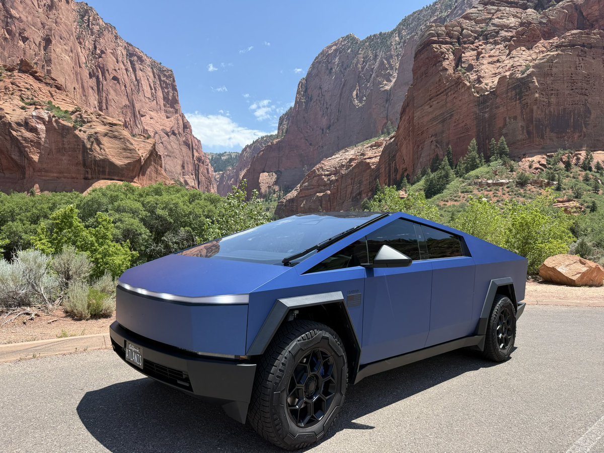 leonovelli's tweet photo. @FrunkToTrunk Tesla owner since 2013. Have had 3 MX, 3 MS, and 1 CT with a new MX on the way. https://t.co/Ei8J6WEZhs https://t.co/a25uToIhZA