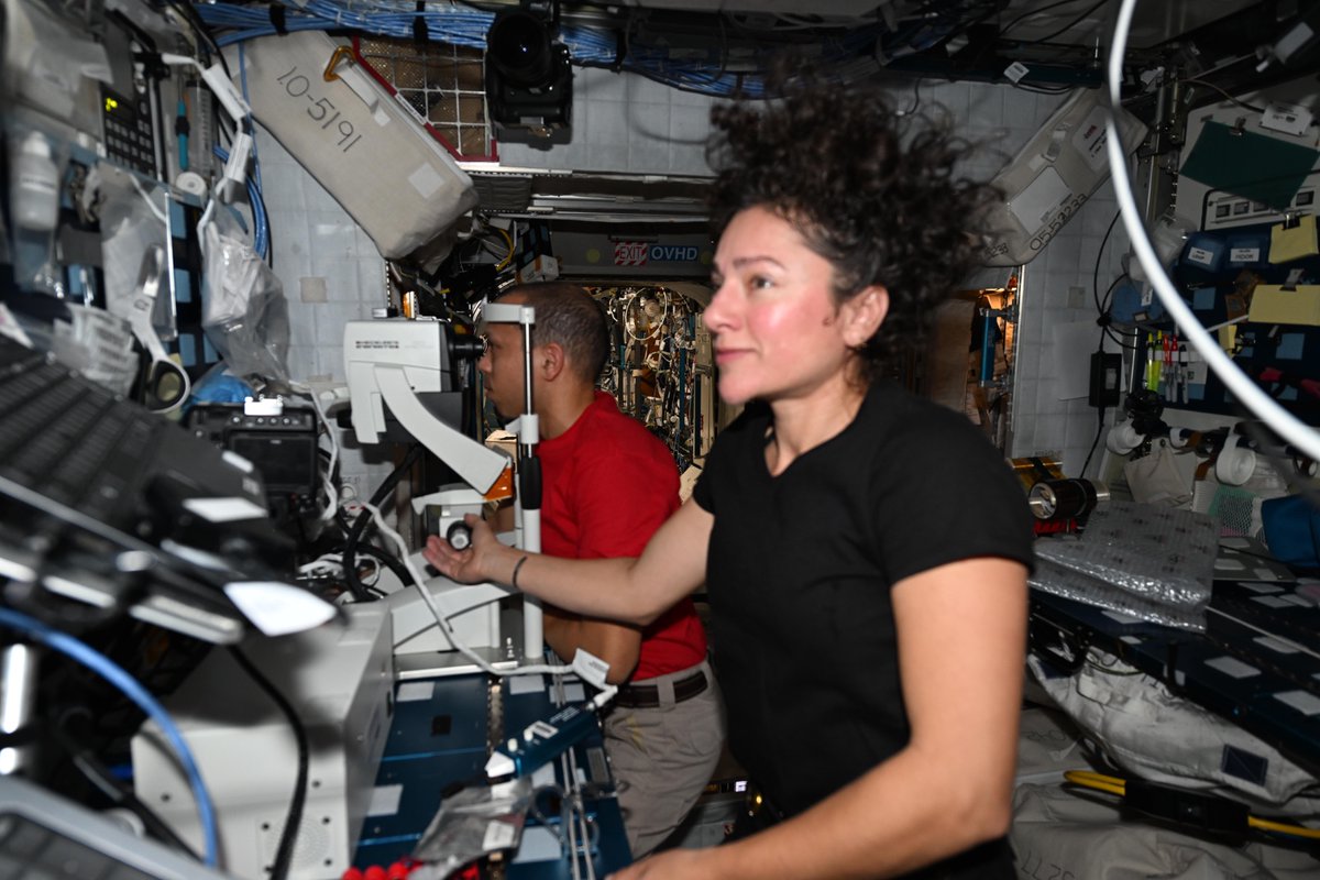 Jessica Meir tweet media