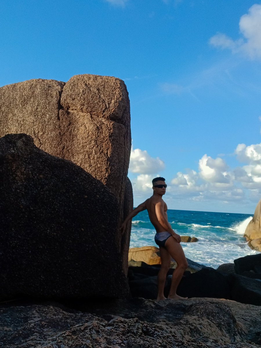 Igorroberttod's tweet photo. 🌊

#Twitter #wards #gay #perfil https://t.co/iZt8qkStYf