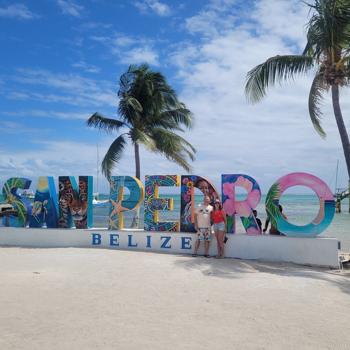 FayeMginger's tweet image. Make memories while ya still can. Life is too short. #Belize2026 #mylove💙