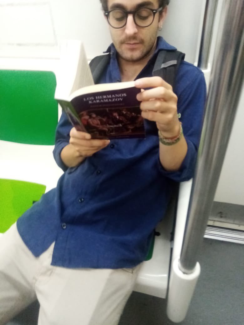 sublecturas's tweet image. “Los hermanos Karamazov”, de Fiódor Dostoyevski en la #LineaE.