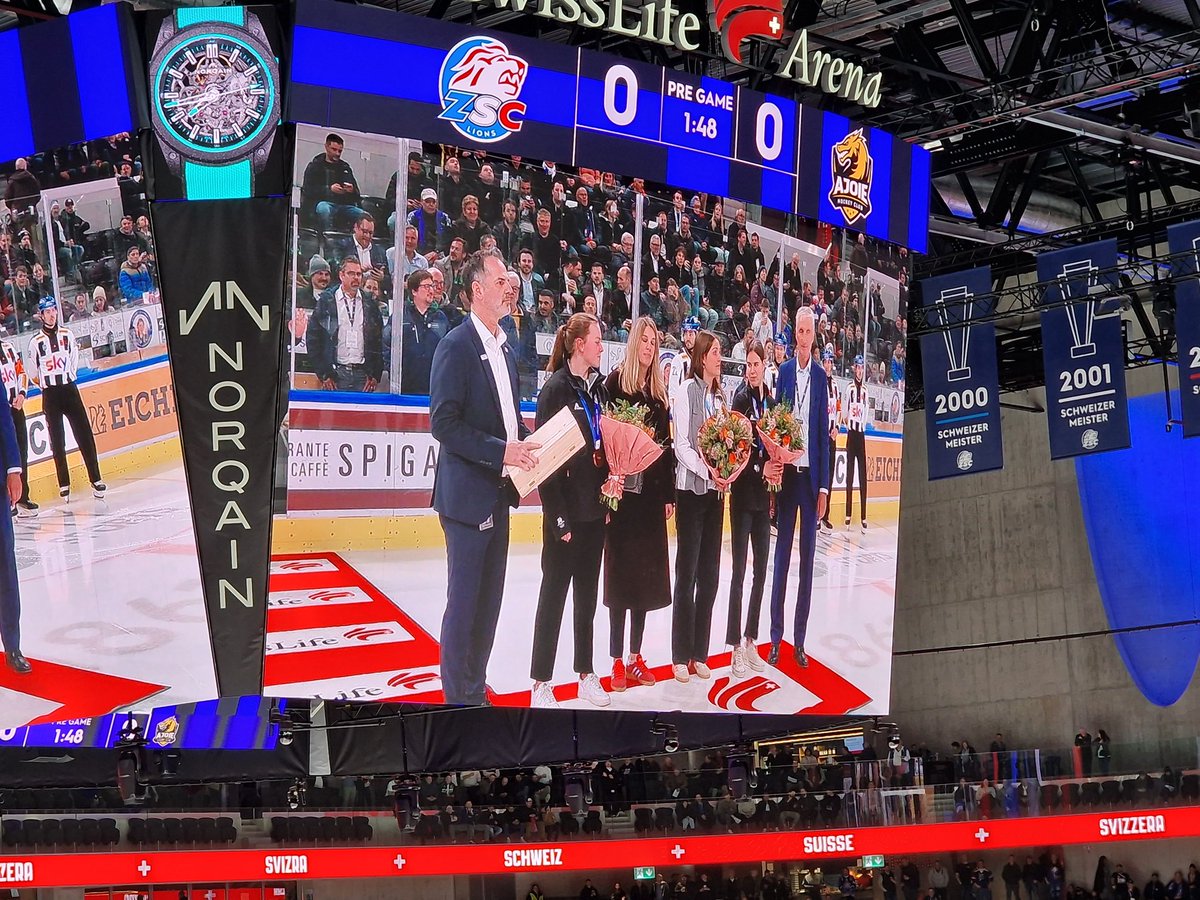 Christine Huber tweet media