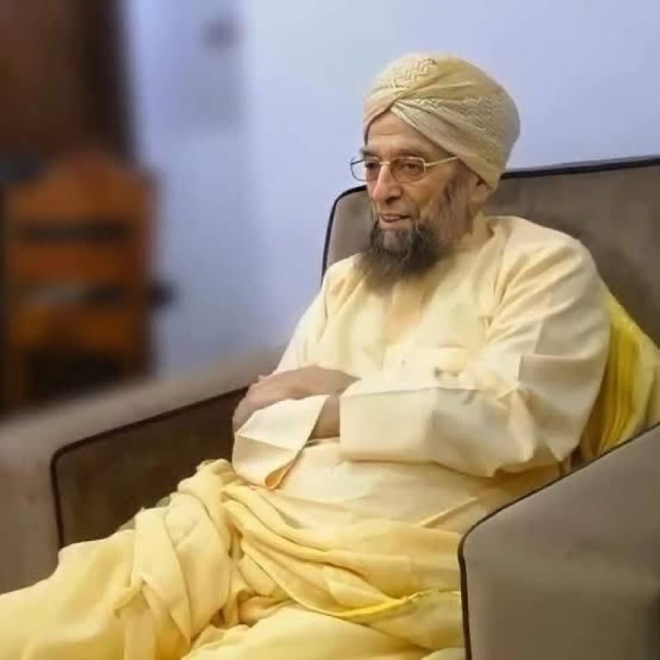 إِنَّا لِلَّٰهِ وَإِنَّا إِلَيْهِ رَاجِعُونَ

Eş’arî âlim Şeyh Hasan Hîtu Hazretleri ahirete irtihal etti… 3 İhlas 1 Fatiha okuyalım…