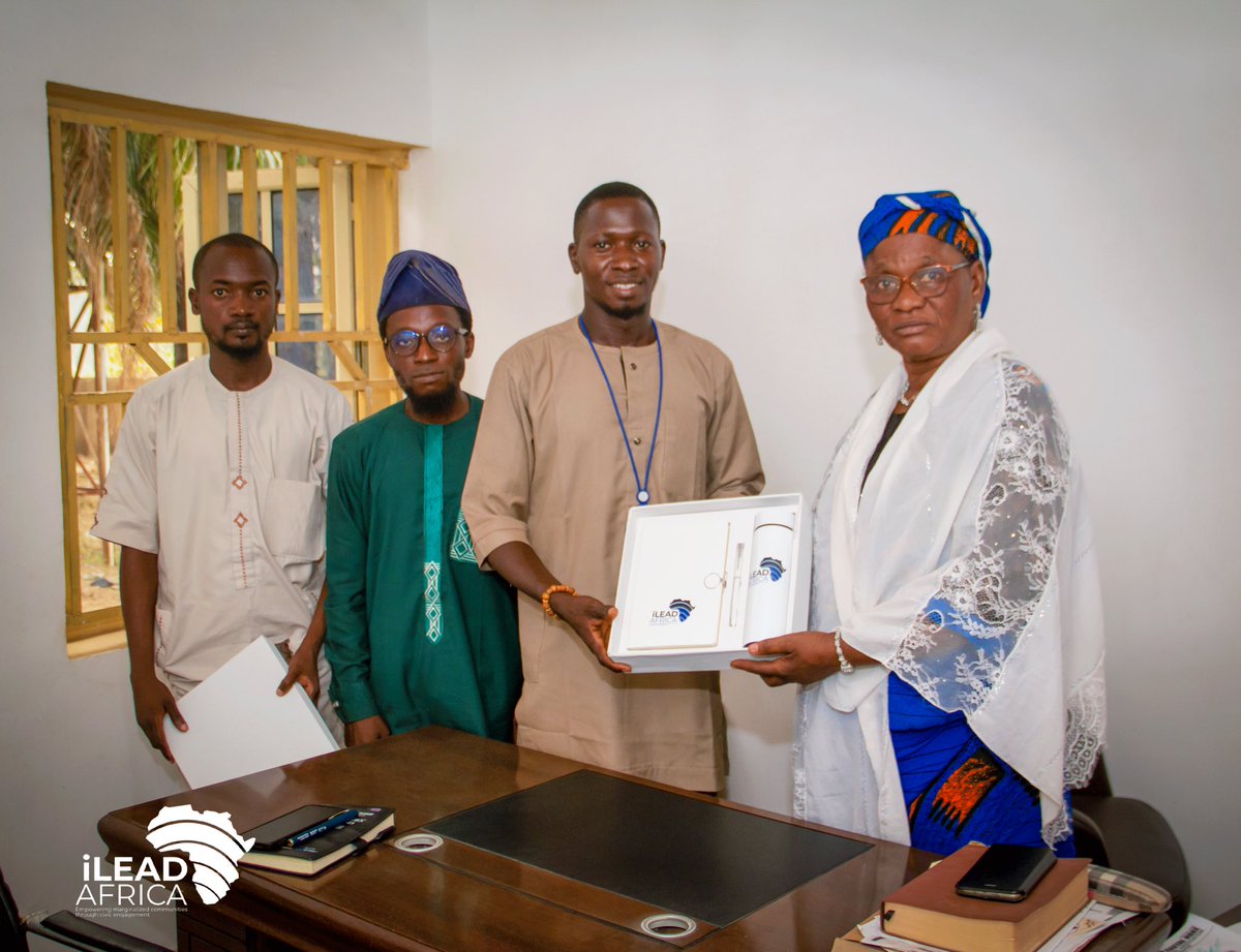 ilead4africa's tweet photo. 1. In our continuous effort to promote accountability & citizen participation, Our team visited Nasarawa LG under the #ProACTinLG Project. We conducted a community needs assessment in Farin Yashi, identifying urgent issues like unsafe water,
#iLeadAfrica #ProACTProject #OGP https://t.co/11sq5vNRTY