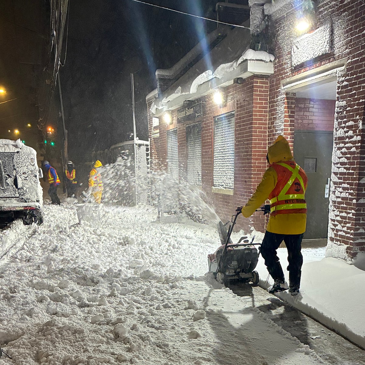 Thank you to our New York City Transit employees who worked diligently before, during, and after the storm to keep our subway, buses, Staten Island Railway, and Access-a-Ride running.
