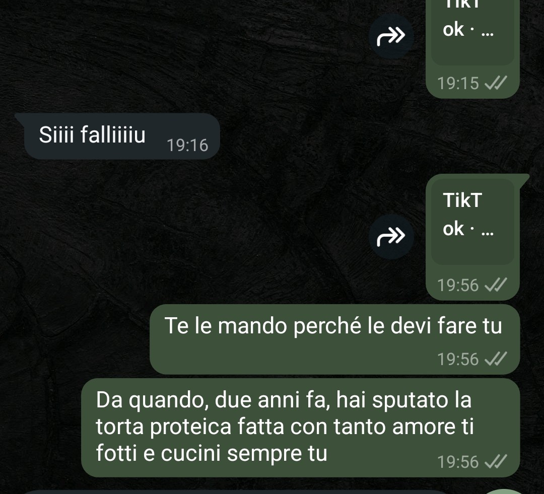 diatesi's tweet photo. Sul serio, neanche la pentola con l'acqua metto più a bollire. 
Vendetta at its finest. https://t.co/qh1uA9FK5d