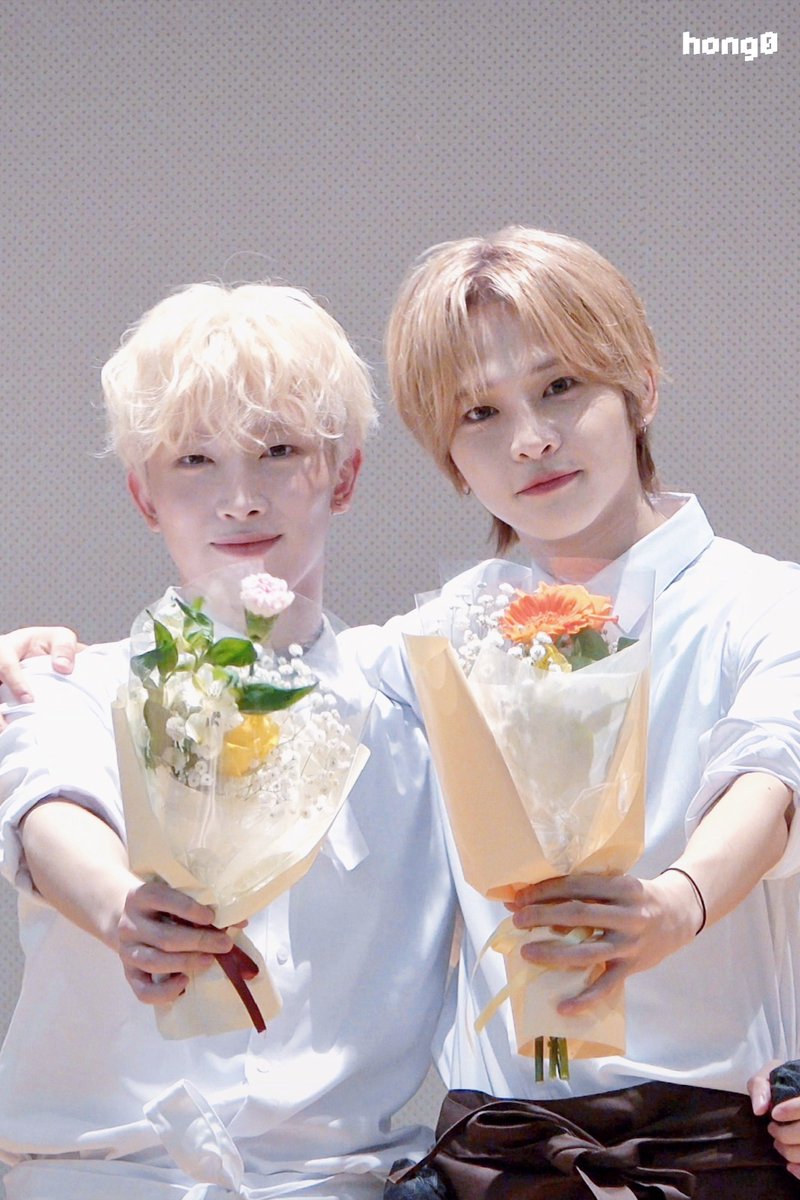 260214 사운드웨이브
🌷

#파우 #POW #현빈 #HYUNBIN #동연 #DONGYEON