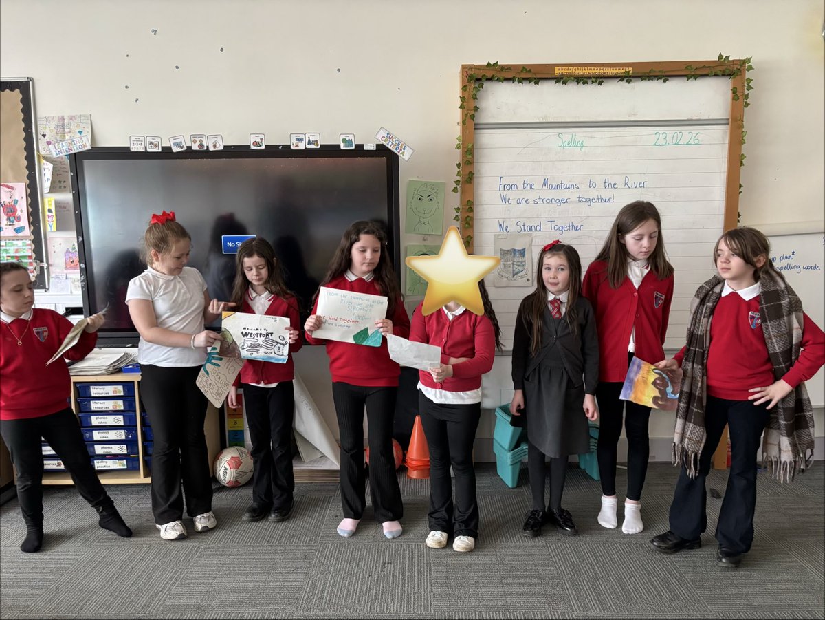 Miss Swinney 🧡 tweet media