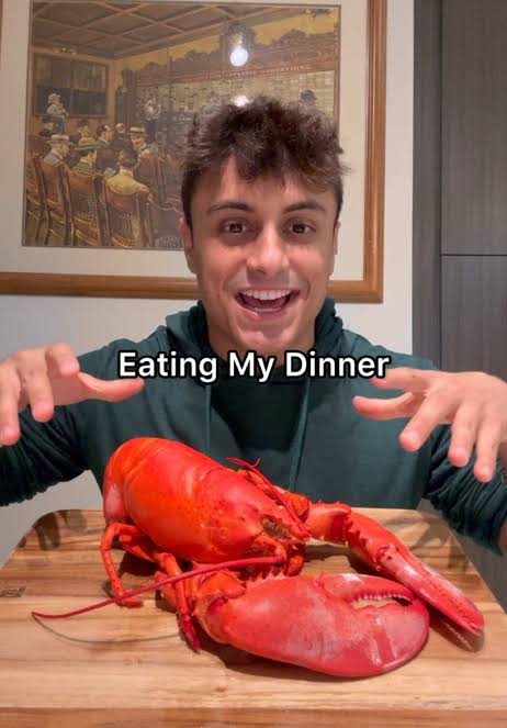 mrkraby_'s tweet photo. @LobstarWilde Send me or I eat your brother 

52gRtpT6odyjq2FuM9J5t86QDqGmq82Liw9896TKRt7n https://t.co/TTiJ1lePFg