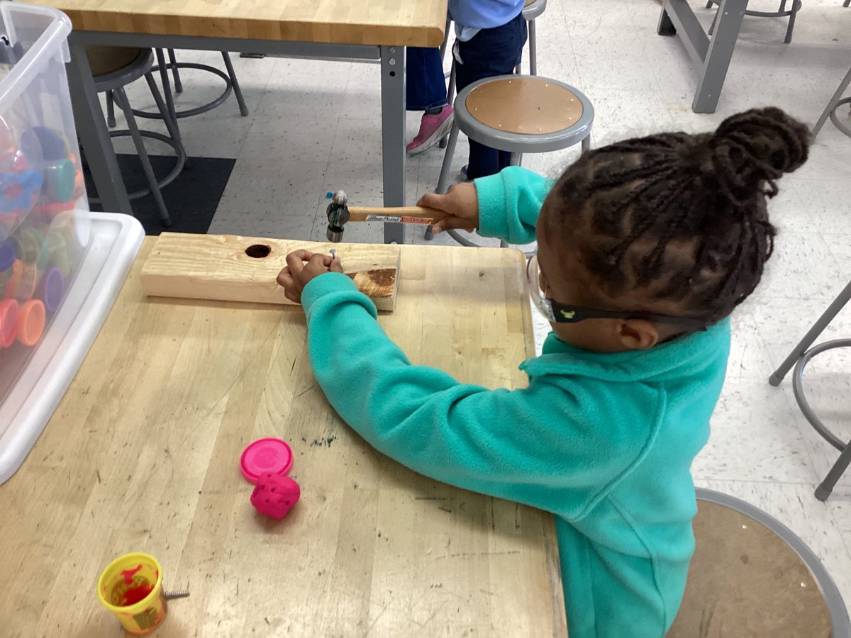 Erin Macsurak tweet media