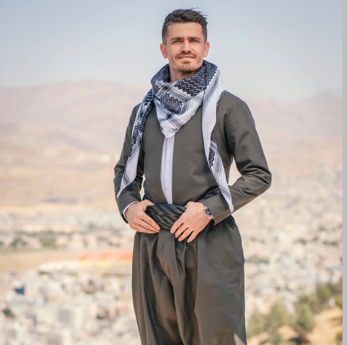 شرافت اگه عکس بود: