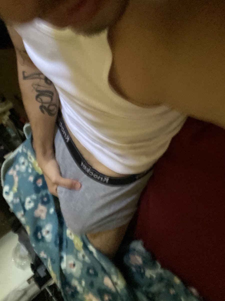 ohno_him's tweet photo. Early #morning #wood #bulge hmu to see more https://t.co/TRiGHVlnqk