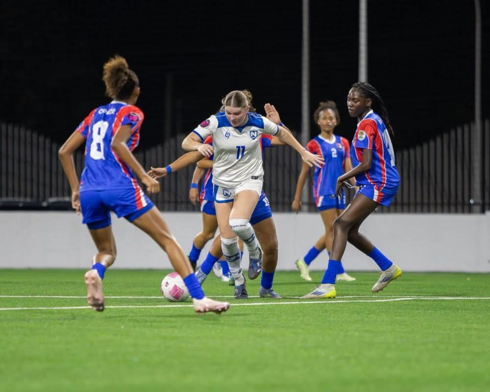 nectalimoraz's tweet photo. 🚨🚨🚨La seleccionado sub-17, Mariela Zavala, llegó a un ACUERDO VERBAL para jugar con la Universidad Estatal Austin Peay de la División I de la NCAA. Zavala posee grandes cualidades técnicas y atléticas que la perfilan con un gran futuro en las selecciones.

📷M. Salazar https://t.co/7DfmR6zFIz