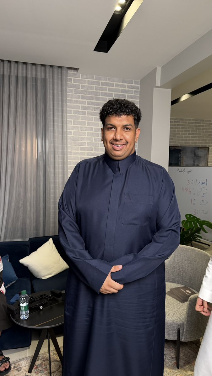 OSAMAH | اسامه tweet media