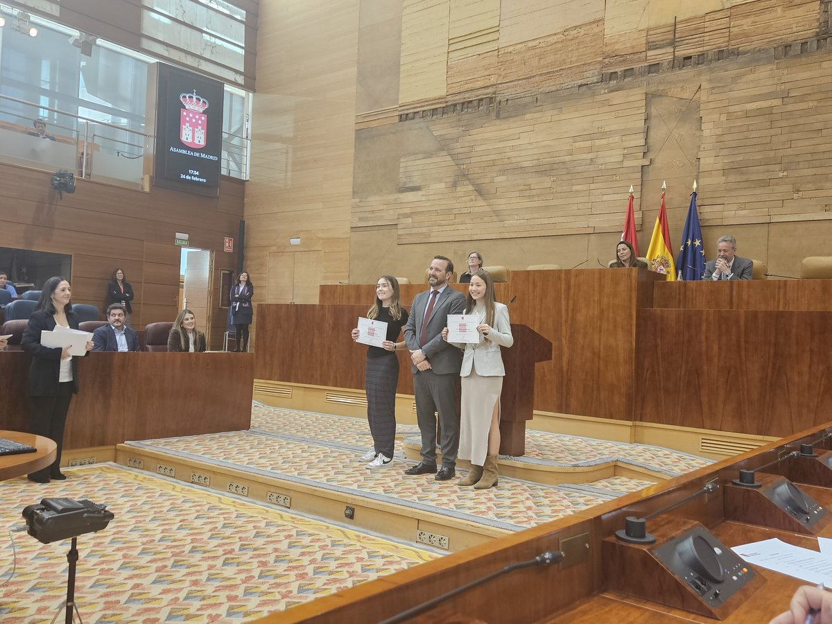 Lavinia Llamedo tweet media