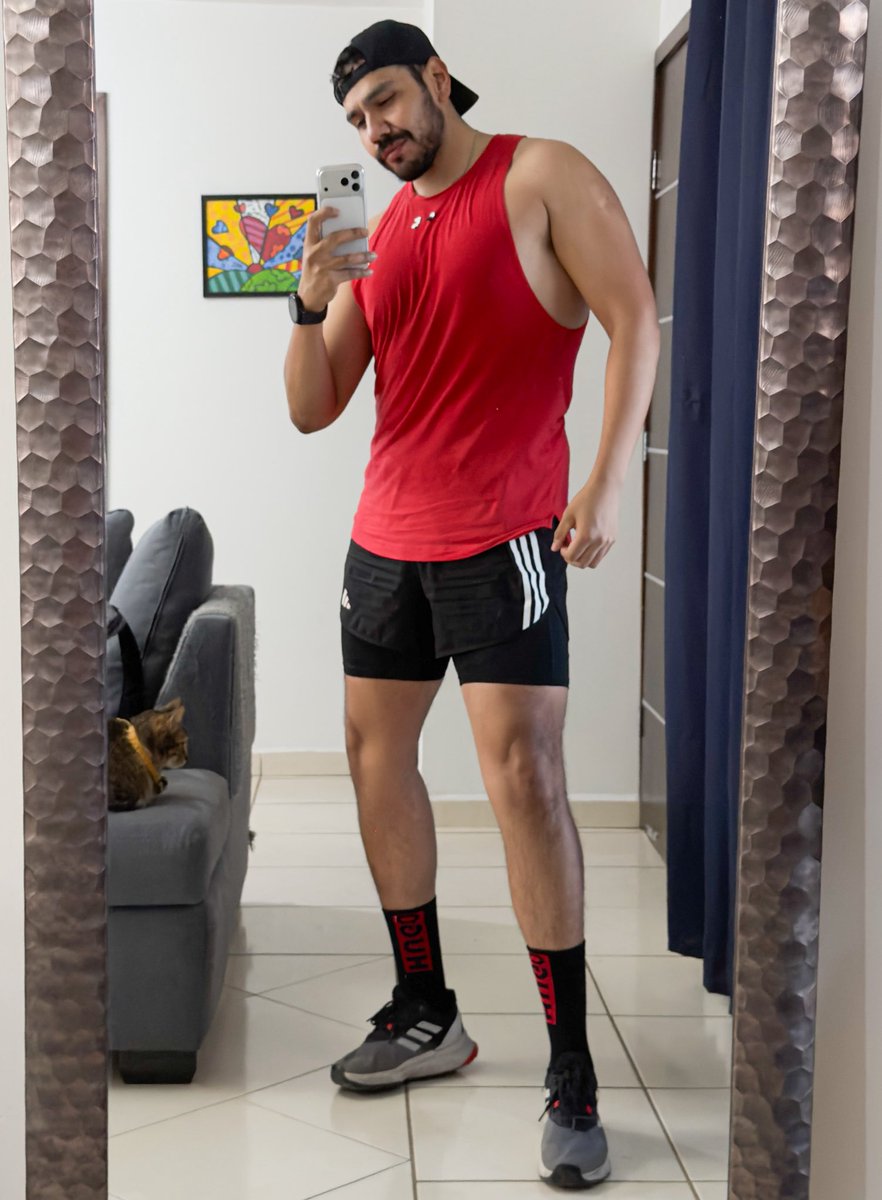 MEDzquino tweet media