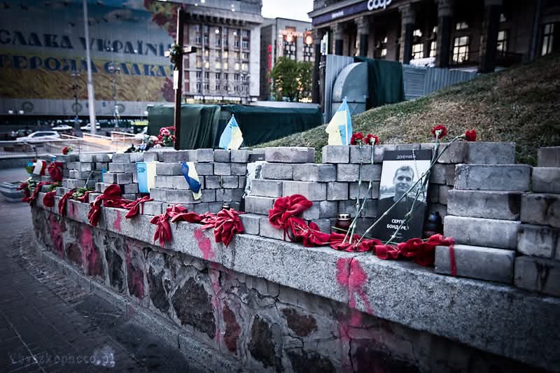 Można powiedzieć że Ukrainę odwiedziłem po pomarańczowej rewolucji i wtedy same "sceny",które tam zastałem wgniatały w ziemię.  To co teraz tam jest.... Z chęcią bym się przekonał. #ukraine #lviv #war #kiev #kijow #rewolucja #wojna2022 #photo #lwow #zdjecia #scena