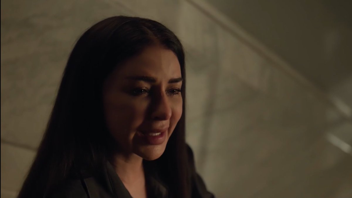 يا حياتيييي من بدا المسلسل و هي بس تصيح 😔😔😔 
جودد وش صار لك ف حياتك😔! <a href="/MaguyBouGhosn/">Maguy Bou Ghosn</a> 
#بالحرام #ماغي_بو_غصن