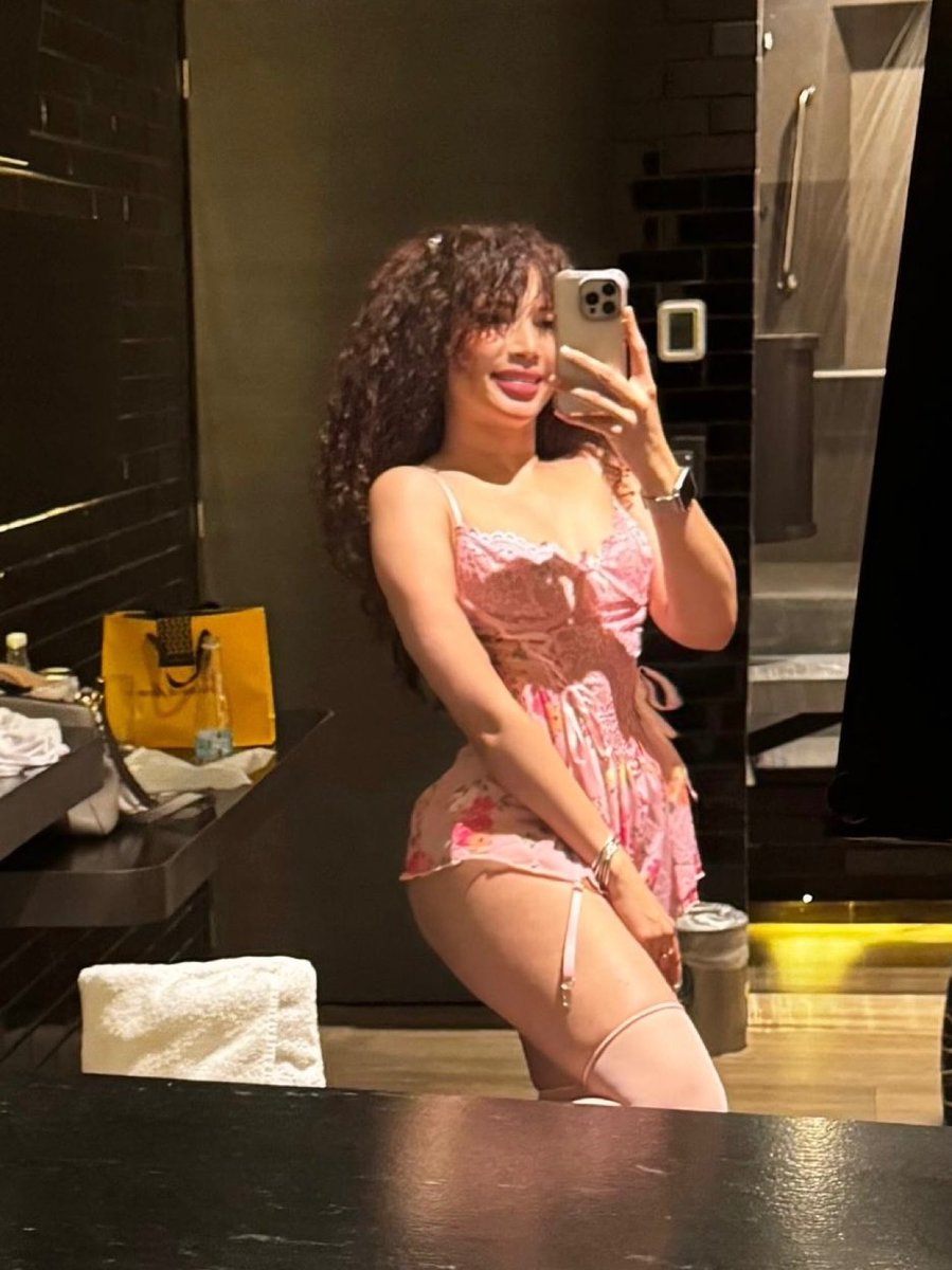 Julia Bernal tweet media