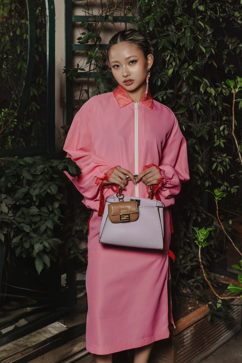 HANAのYURI様にもご参加いただくフェンディ 2026-27年秋冬 ウィメンズコレクション ショーは、

2026年2月25日（水）
日本時間  午後10時～

ミラノよりライブ配信いたします。
是非ご覧ください。

#HANA #Fendi #FendiFw26 <a href="/HANA__BRAVE/">HANA</a>  @fendi