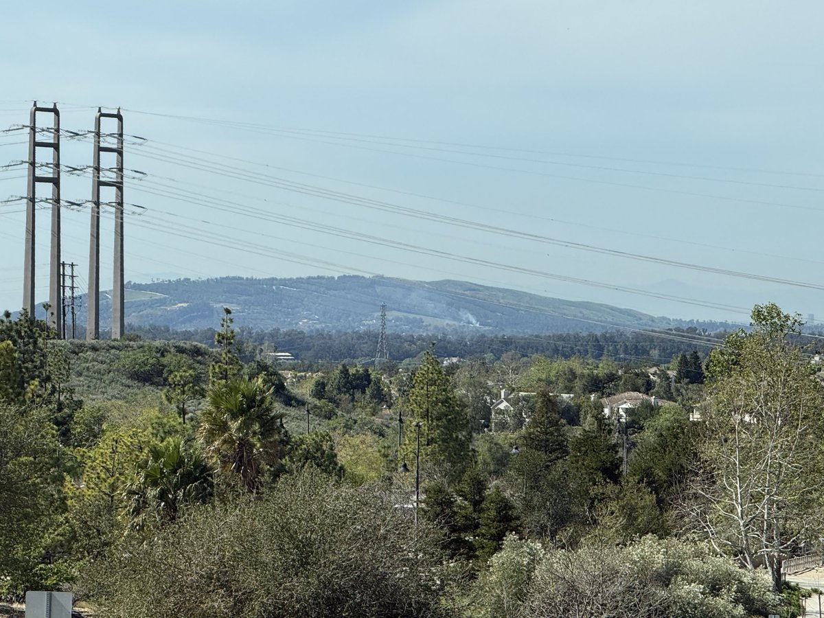Fire in Newbury Park?? <a href="/VCFD/">Ventura County Fire</a> <a href="/VCFD_PIO/">VCFD PIO</a>